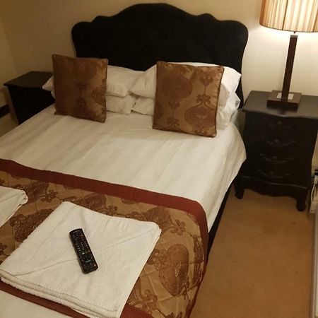 East Gate Inn Колчестер Экстерьер фото